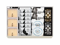 黒船カステラbebe(3個)・ザ リッチ アンド ミルク (6枚)・ノボタイル(12枚)・水々(2個)・黒々(2個)の詰め合わせ